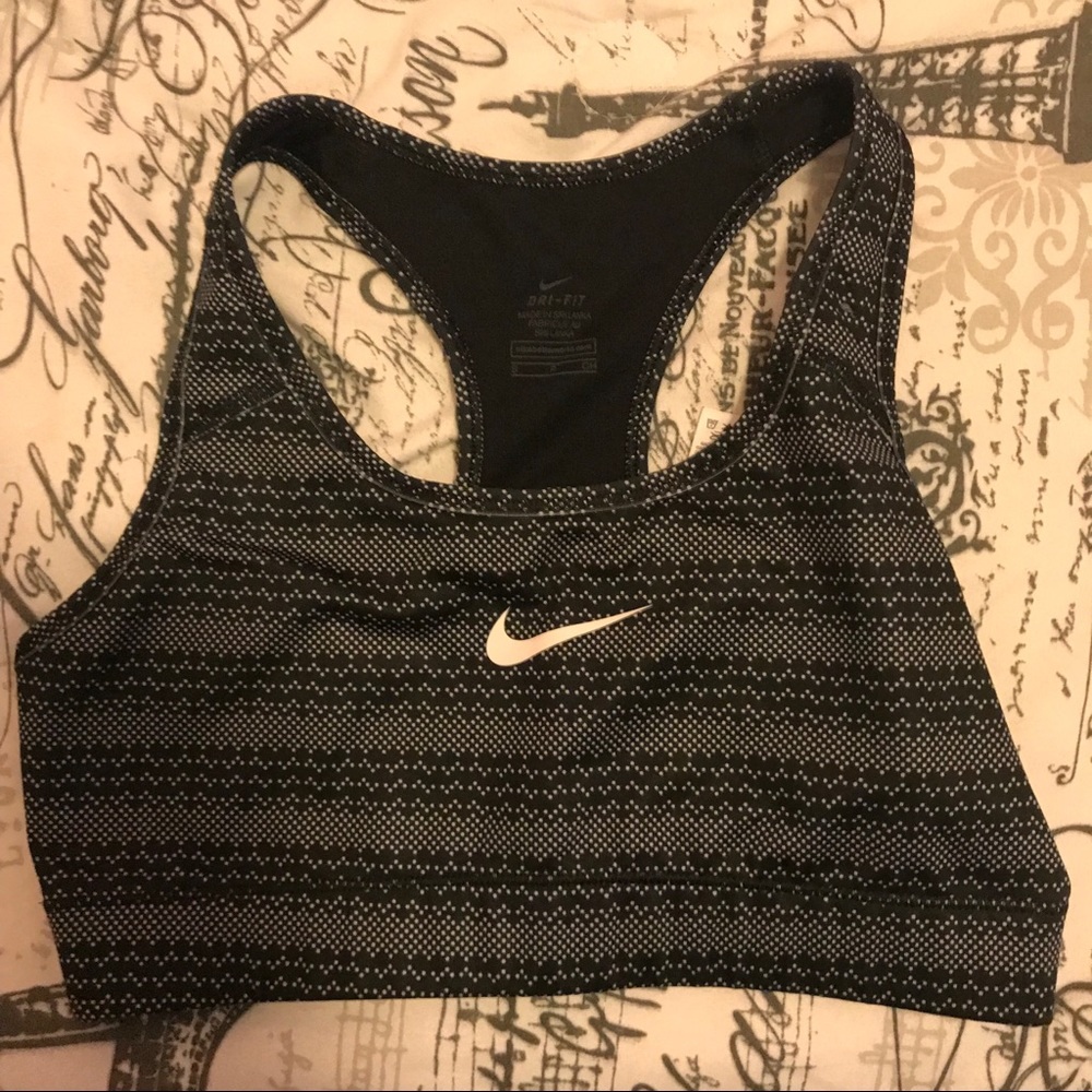 Nike sports bra